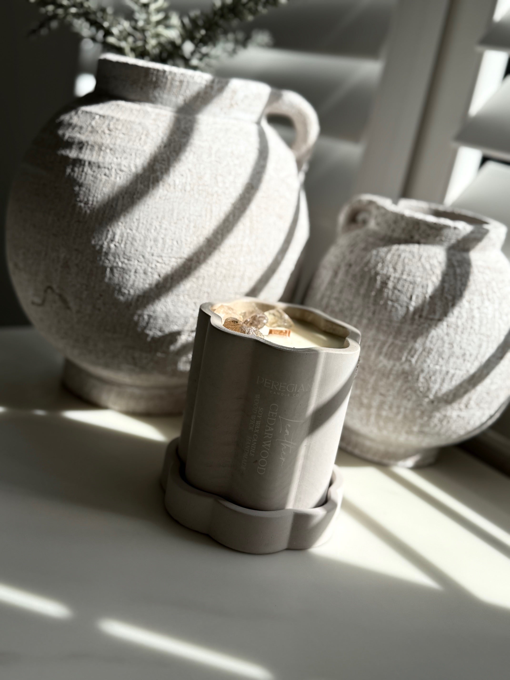 Leather Cedarwood - Large Wave Candle