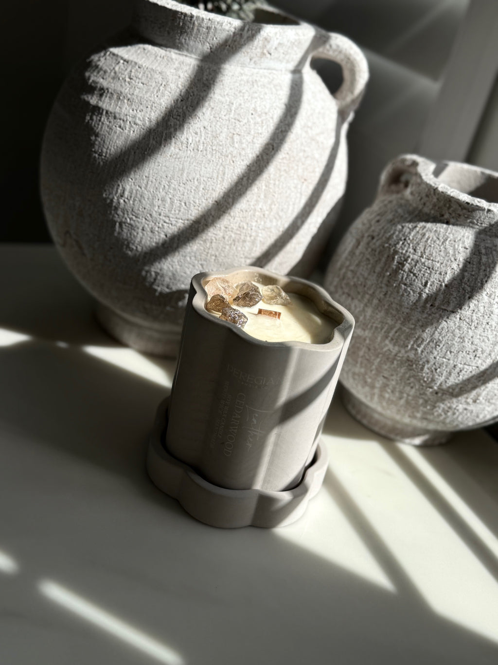 Leather Cedarwood - Large Wave Candle