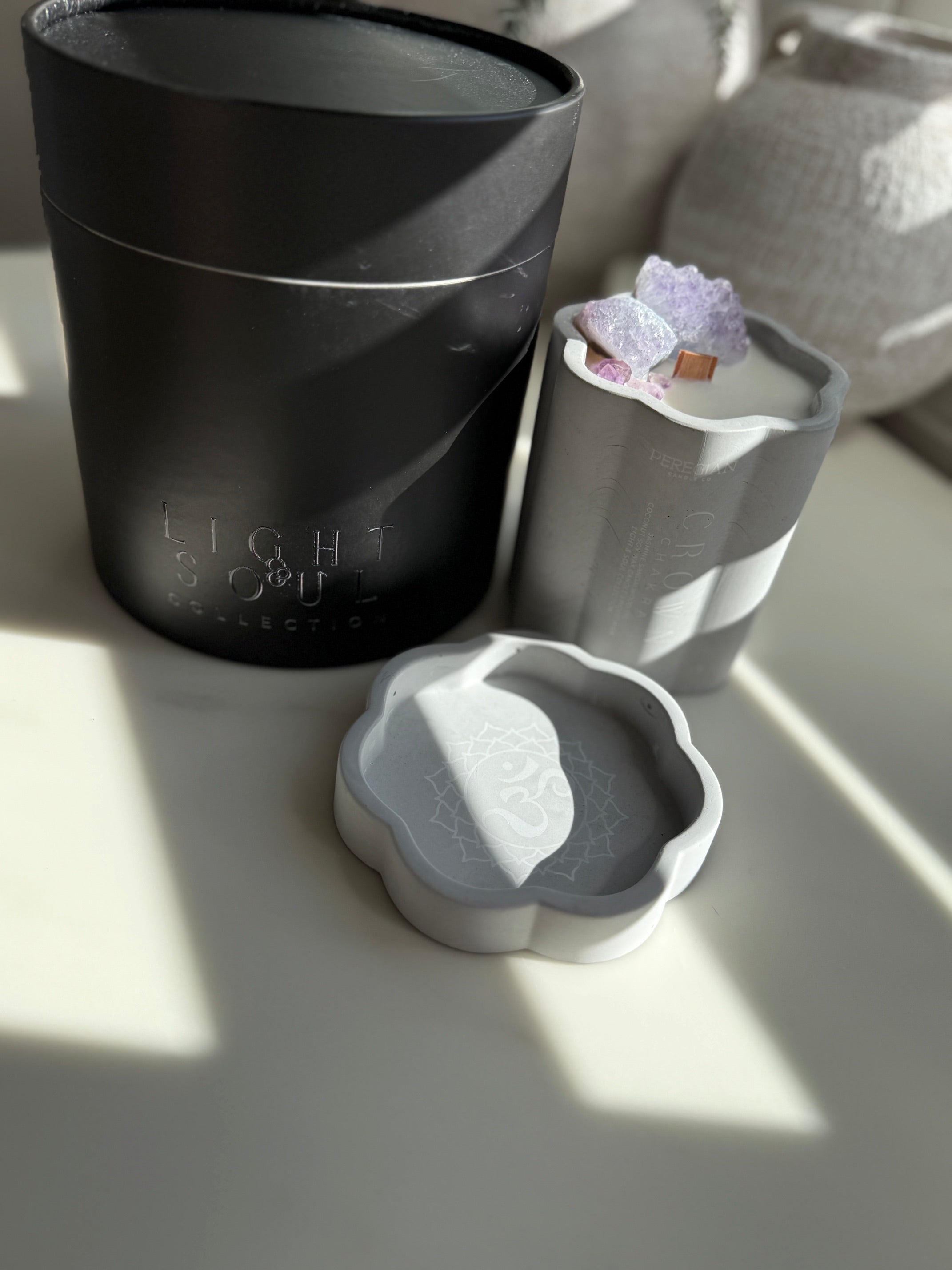 Crown Chakra - Large Wave Candle