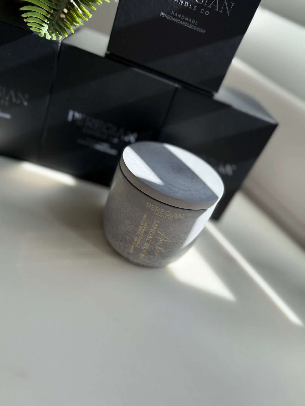 Arabian Collection - Short Candle - Amber Sandalwood & Leather Cedarwood